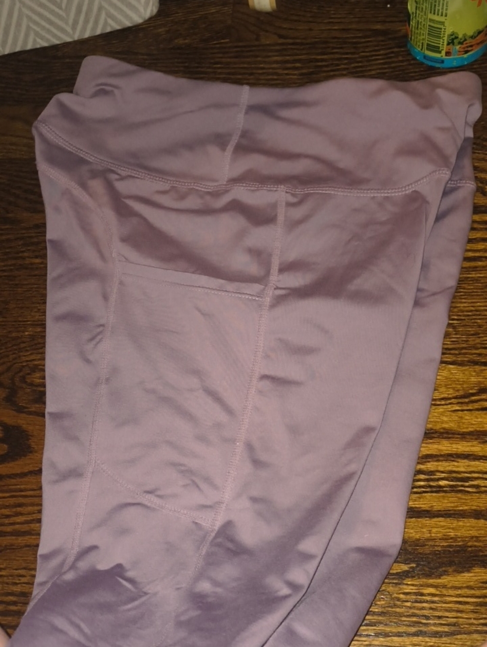 Mauve Purple Leggings with Side Pocket